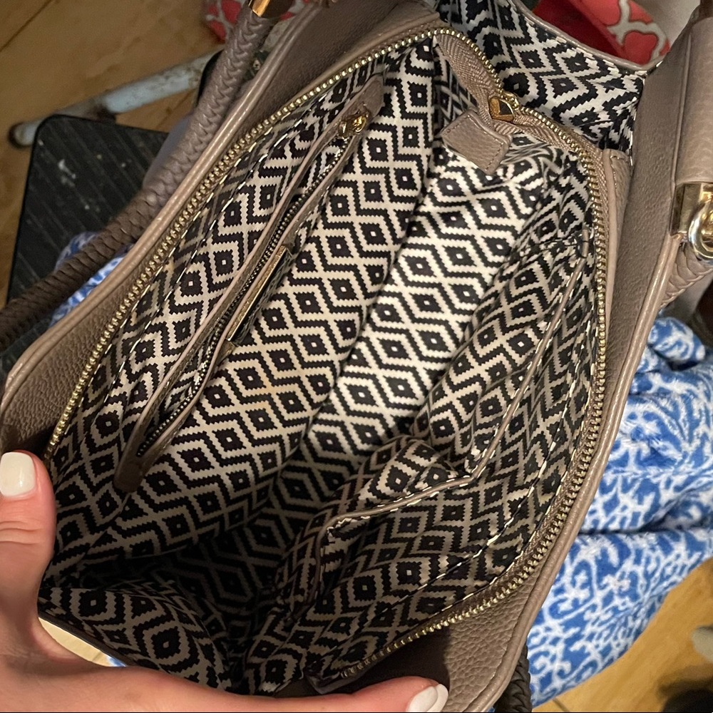 Like new purse - Picture 4 of 4